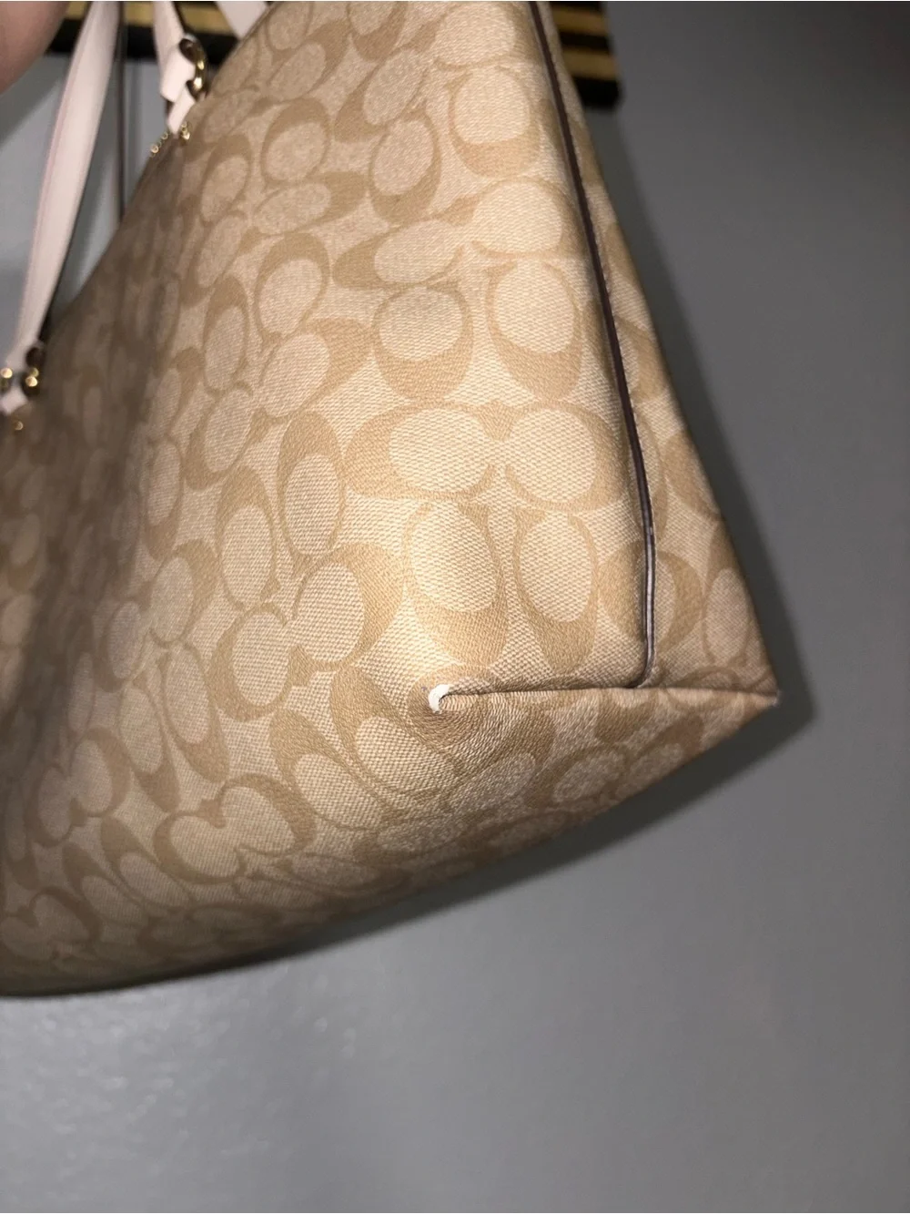 COACH Signature Canvas Tote and Wallet Set in Khaki/Chalk